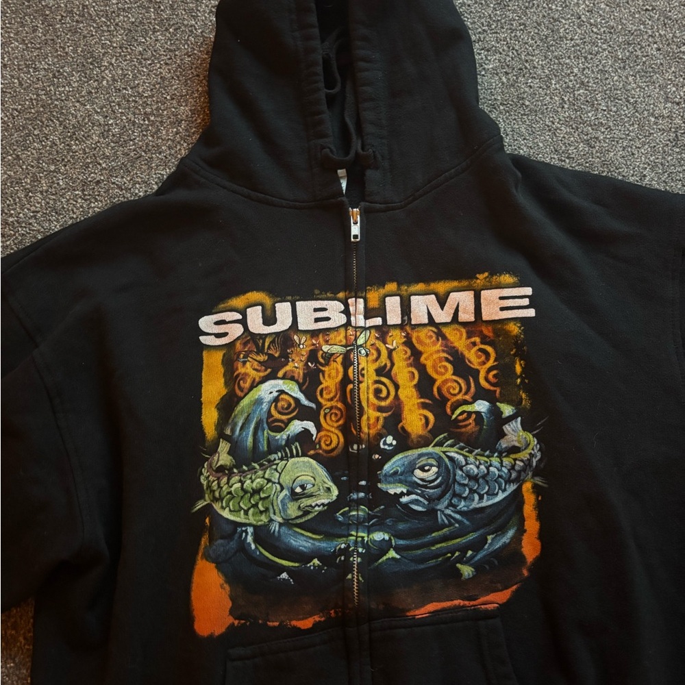 Sz L Unisex Sublime Black Graphic Hoodie with fish